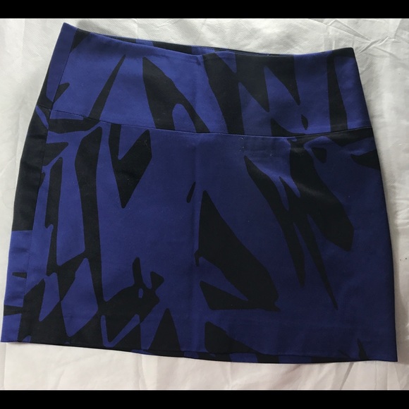 Express mini skirt - Picture 2 of 7